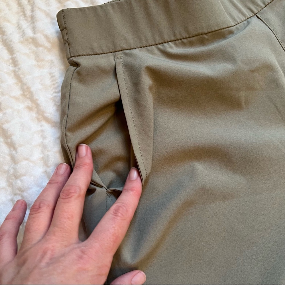 Koydan- Lightweight Wide Leg Khaki pants- Small - Picture 4 of 7